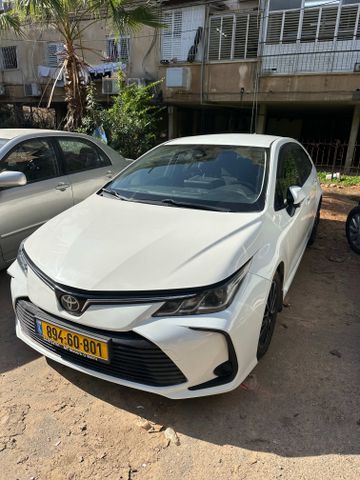 טויוטה קורולה