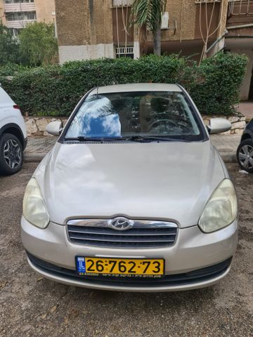 יונדאי אקסנט i25