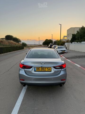 מאזדה 6