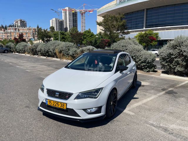 סיאט לאון