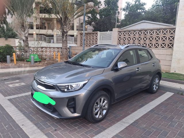 קיה סטוניק
