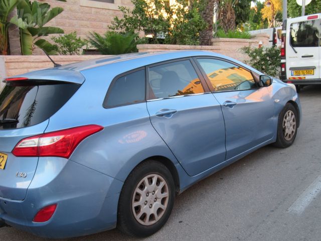 מודעת רכב יונדאי i30