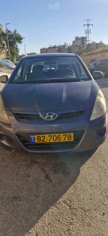 מודעת רכב יונדאי i20