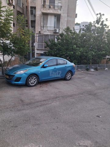 מאזדה 3