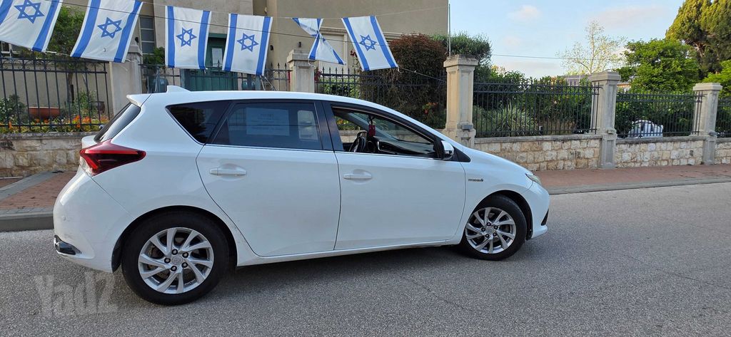 טויוטה אוריס