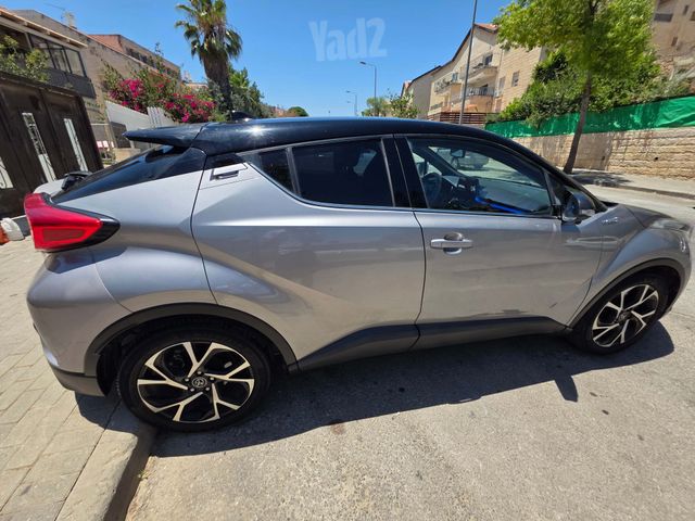 טויוטה C-HR