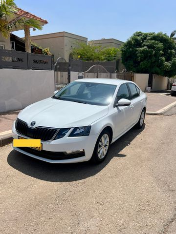 סקודה אוקטביה