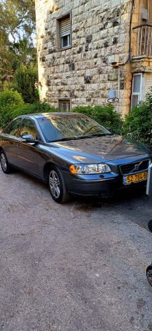 וולוו S60