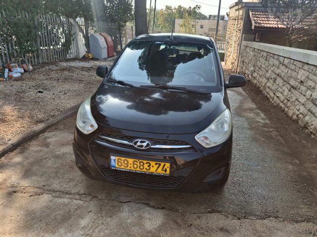 יונדאי i10