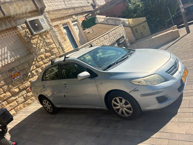 טויוטה קורולה