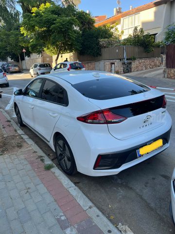 יונדאי איוניק