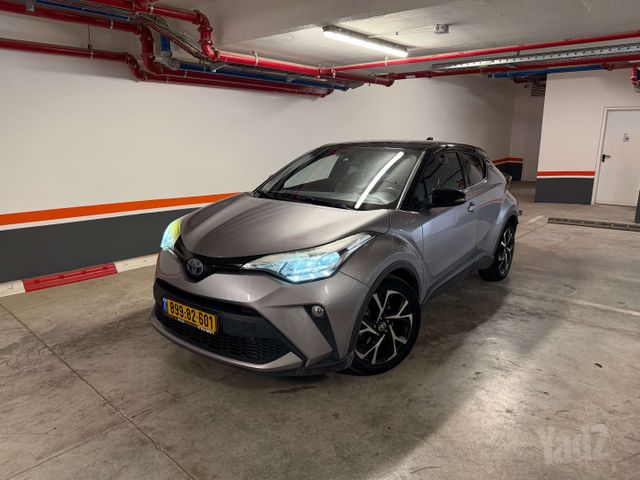 מודעת רכב טויוטה C-HR