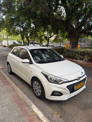 יונדאי i20