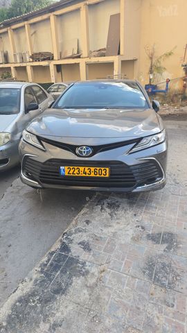טויוטה קאמרי