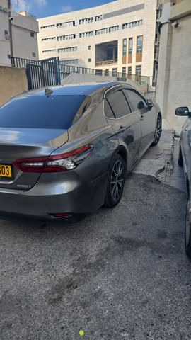 טויוטה קאמרי