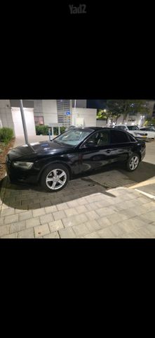 אאודי A4