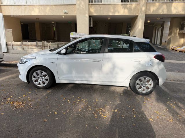 מודעת רכב יונדאי i20