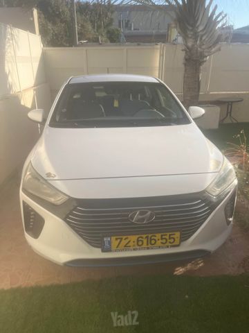 יונדאי איוניק