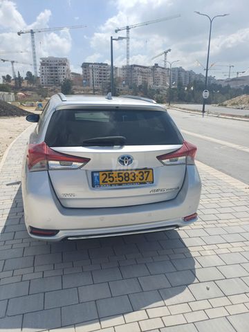 טויוטה אוריס