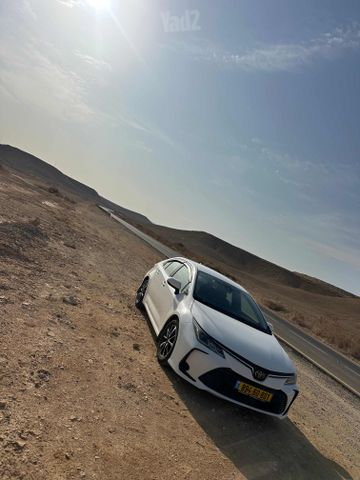 טויוטה קורולה