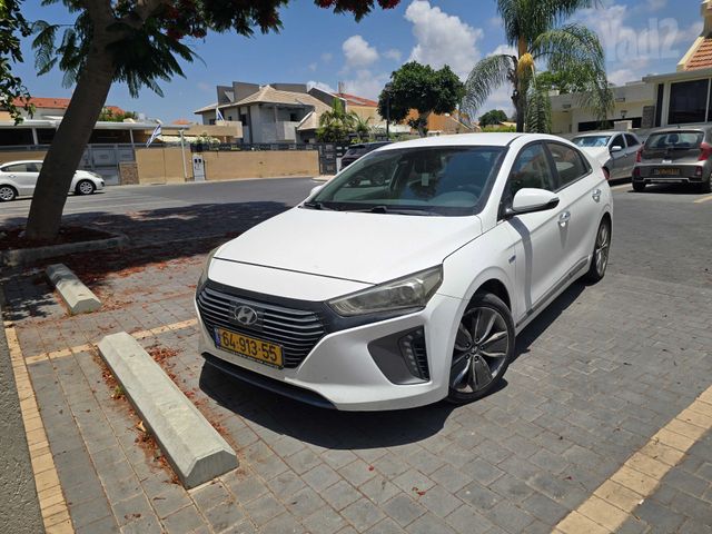 יונדאי איוניק