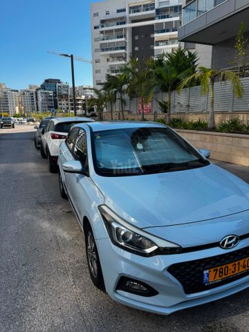 מודעת רכב יונדאי i20