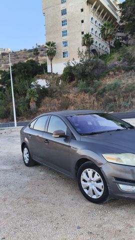 פורד מונדאו