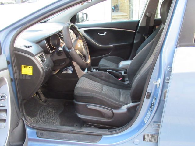 יונדאי i30