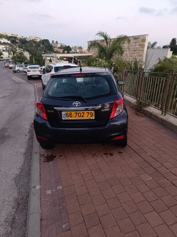 טויוטה יאריס