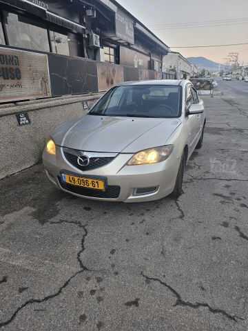 מאזדה 3