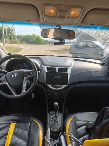 יונדאי אקסנט i25