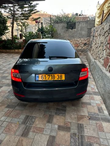 סקודה אוקטביה