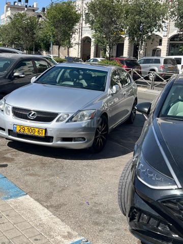 לקסוס GS