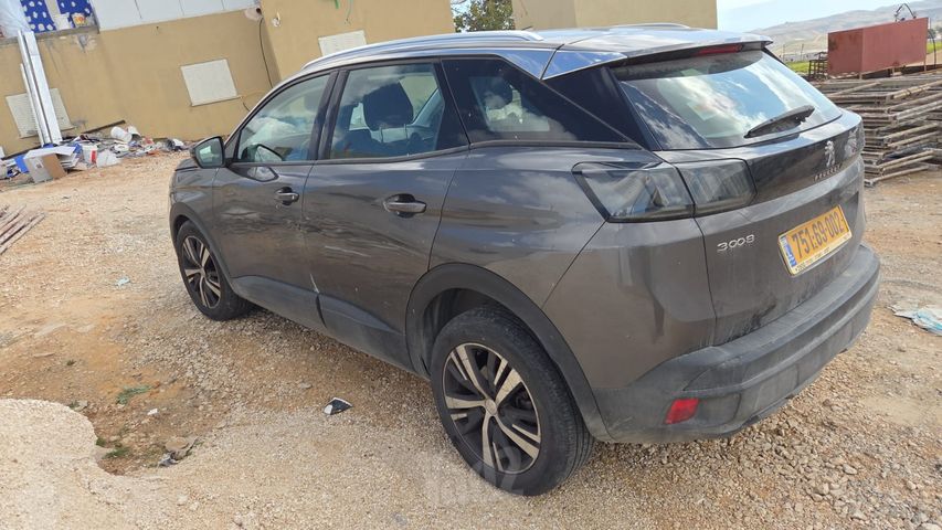 פיג'ו 3008