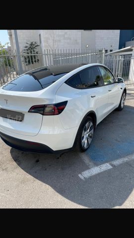 טסלה מודל Y