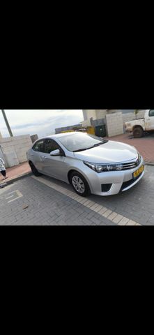 טויוטה קורולה