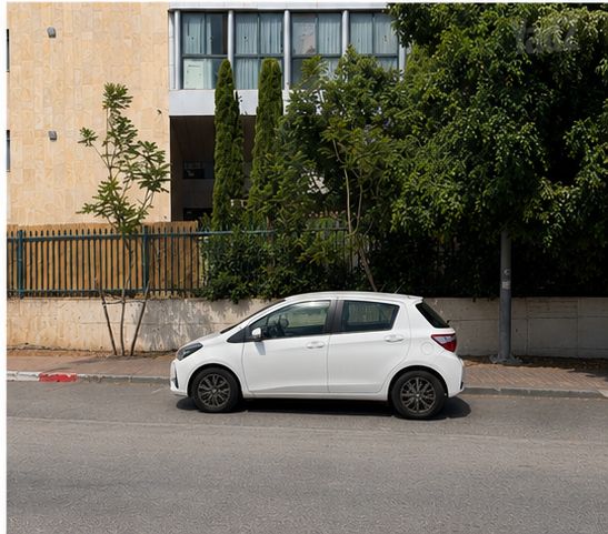 טויוטה יאריס