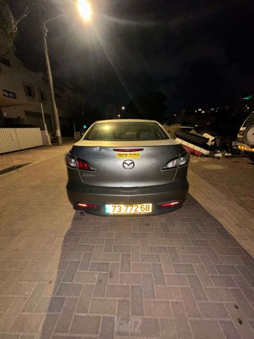 מאזדה 3