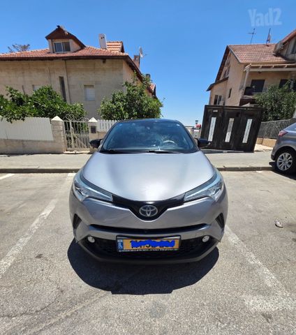 טויוטה C-HR