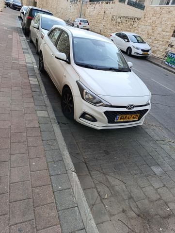יונדאי i20