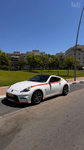 מודעת רכב ניסאן 370Z