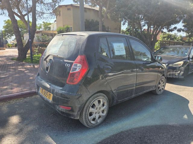 יונדאי i10