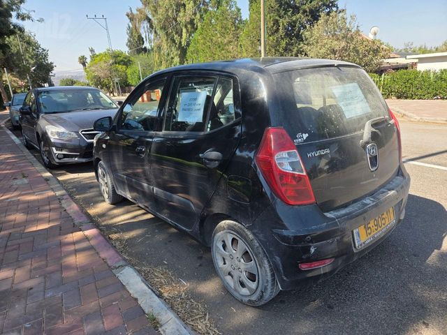 יונדאי i10