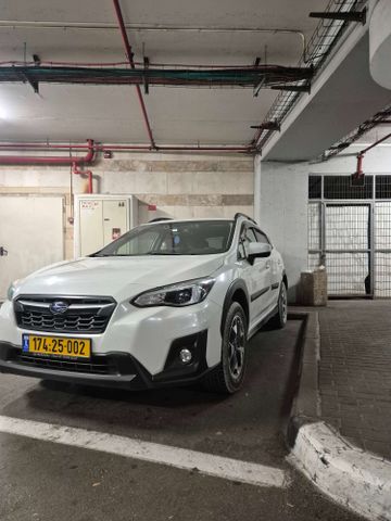 מודעת רכב סובארו XV