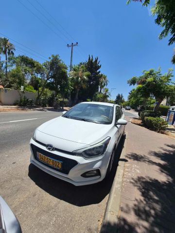 מודעת רכב יונדאי i20