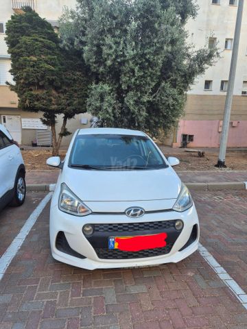 יונדאי i10