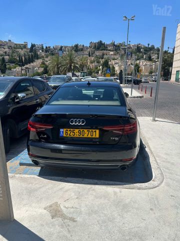אאודי A4