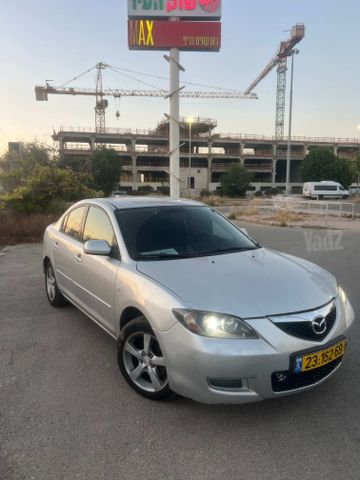 מאזדה 3