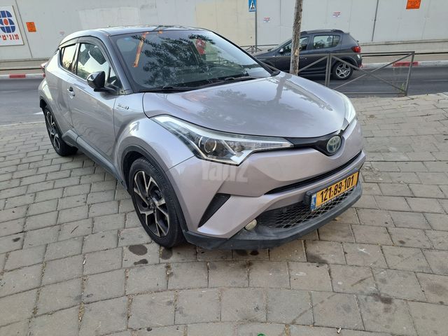 טויוטה C-HR