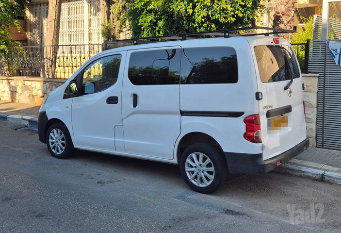 מודעת רכב ניסאן NV200